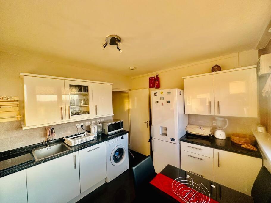 3 Bed Sky Apartment Se15 Peckham 伦敦 外观 照片