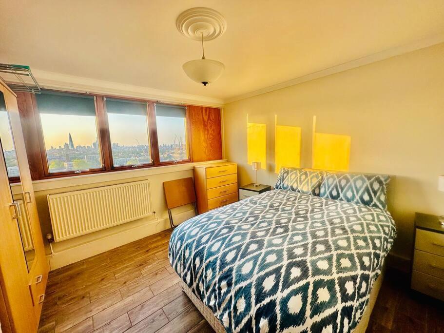 3 Bed Sky Apartment Se15 Peckham 伦敦 外观 照片